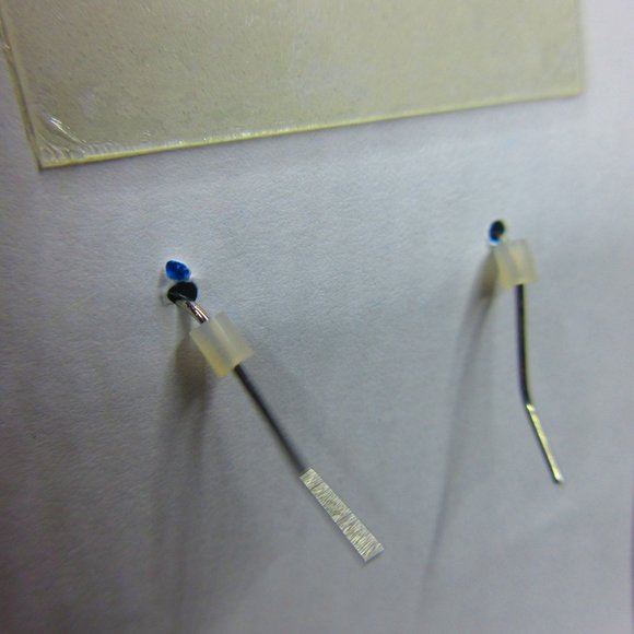 Red Rhinestone Christmas Festive Dangle Earrings - Picture 3 of 3